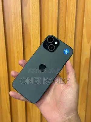 Apple iPhone 15 256GB (Used)