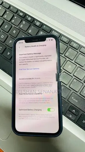 Apple iPhone 12 (Used)