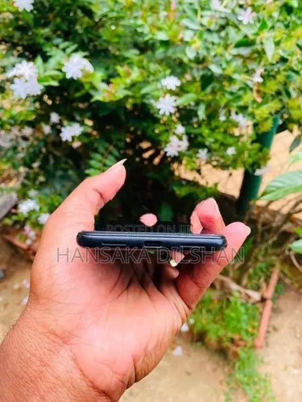 Google Pixel 5 (Used)