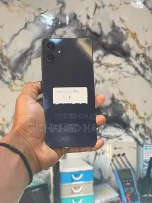 Samsung Galaxy A06 (Used)