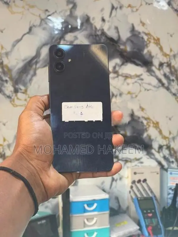 Samsung Galaxy A06 (Used)