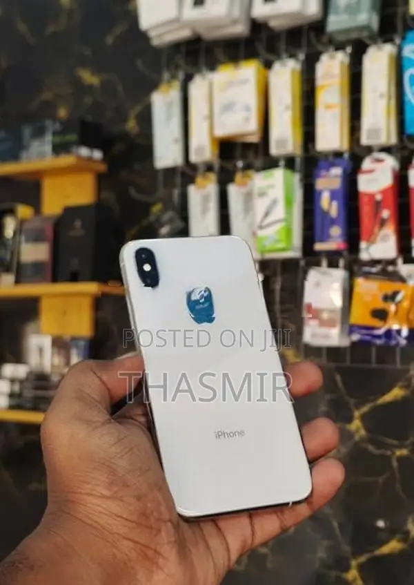 Apple iPhone XS (Used)