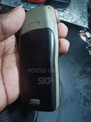 Nokia 1100 (Used)