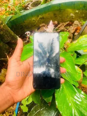 Samsung Galaxy A50 (Used)