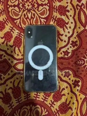 Apple iPhone XS Max Black (Used)