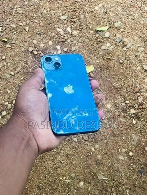 Apple iPhone 13 256GB (Used)