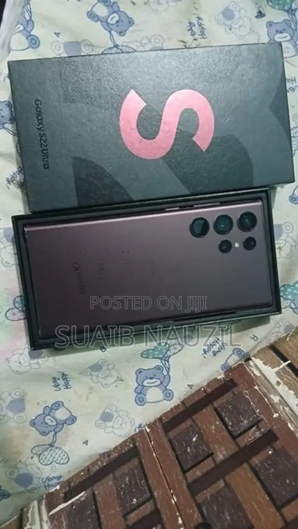 Samsung Galaxy S22 Ultra (Used)