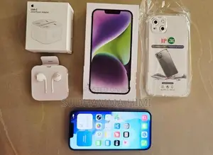 Apple iPhone 13 (Used)