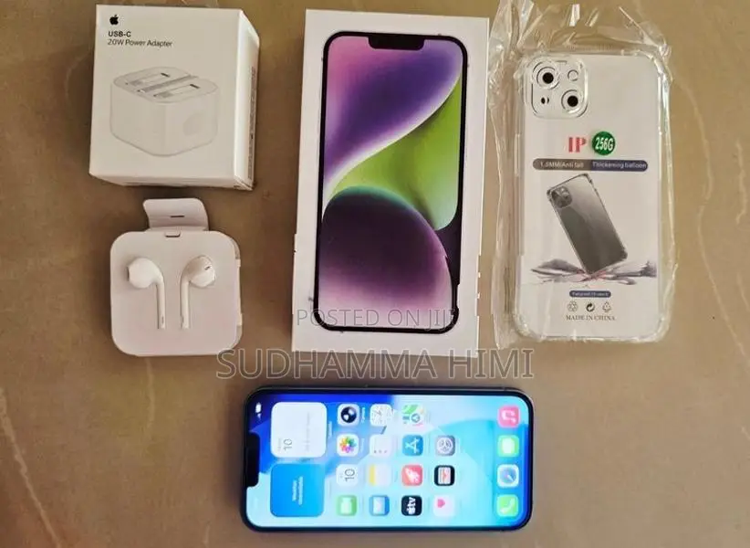 Apple iPhone 13 (Used)