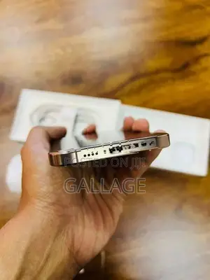 Apple iPhone 16 Pro Max 256Gb Full Set Box (Used)