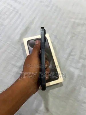 Apple iPhone 15 Pro Max (Used)