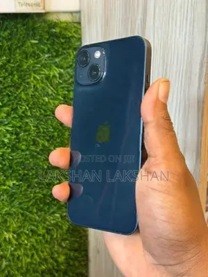 Apple iPhone 13 (Used)