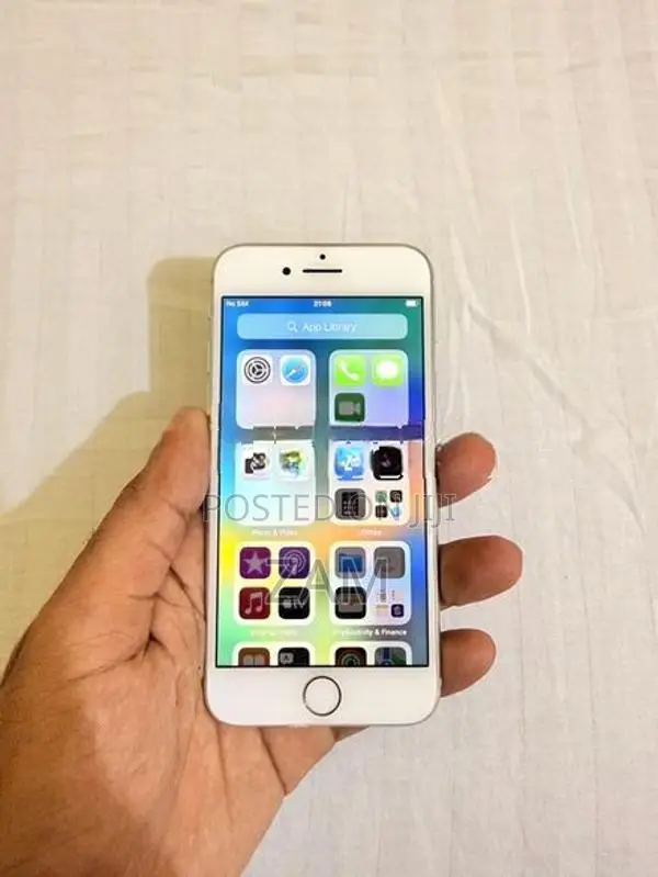 Apple iPhone 8 64GB white (Used)