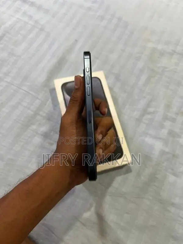 Apple iPhone 15 Pro Max (Used)