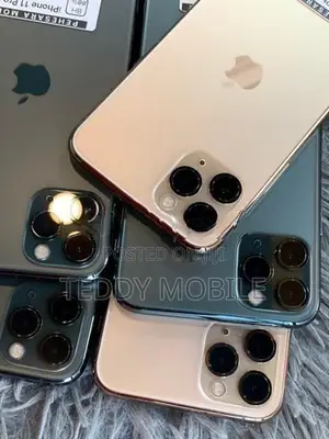 Apple iPhone 11 Pro Max 256GB (Used)