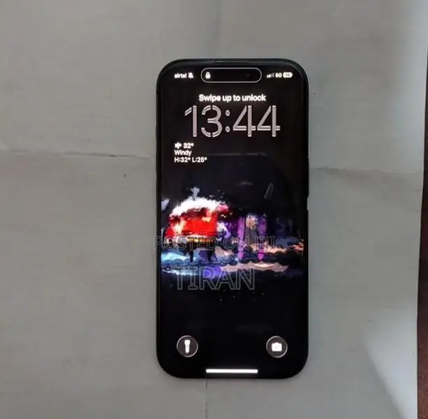 Apple iPhone 17 256gb (Used)