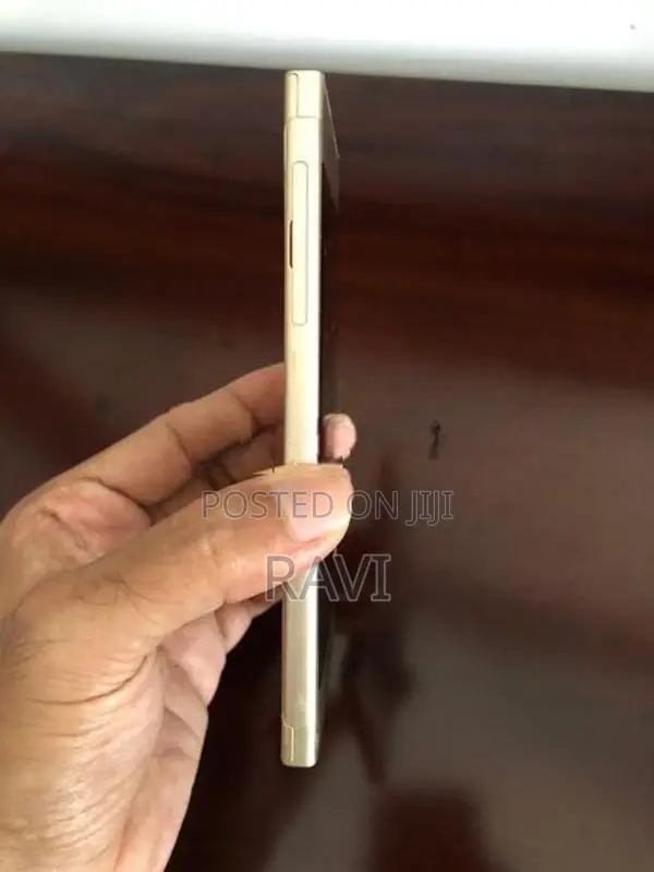 Sony Xperia XA1 (Used)