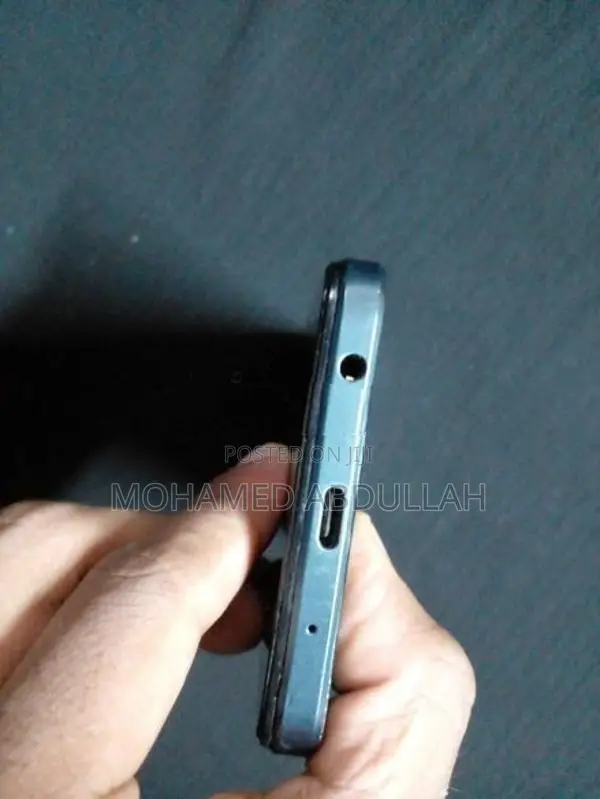 Vivo Y3 (Used)