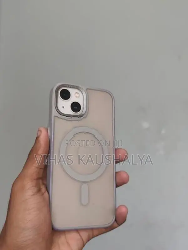Apple iPhone 13 (Used)