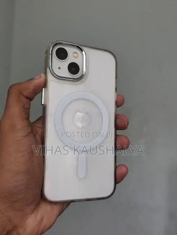 Apple iPhone 13 (Used)