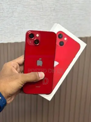 Apple iPhone 13 (Used)