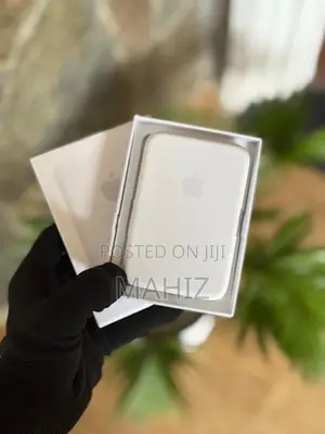 Wireless Power Bank