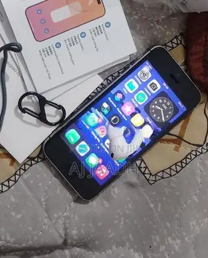 Apple iPhone SE (Used)
