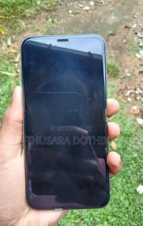 Apple iPhone XS (Used)
