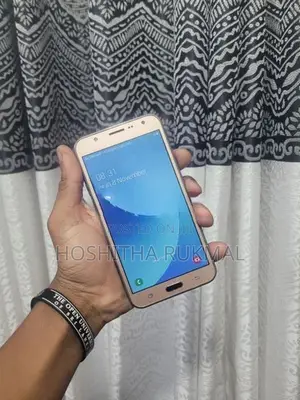 Samsung Galaxy J7 (Used)