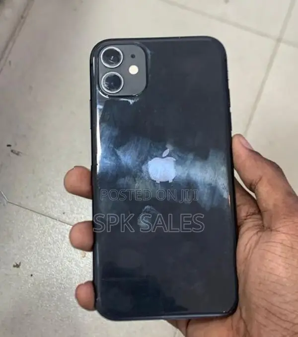 Apple iPhone 11 (Used)