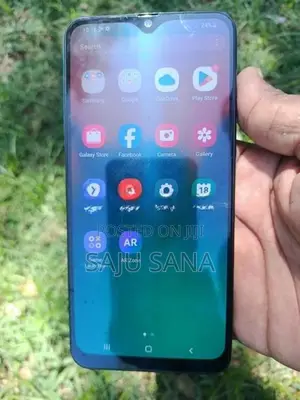 Samsung Galaxy A30 4GB 64GB (Used)