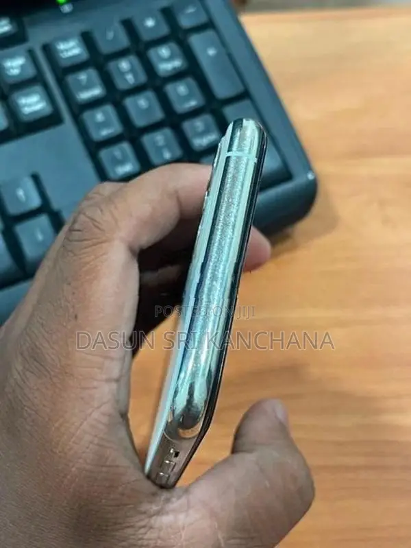Apple iPhone 11 Pro (Used)