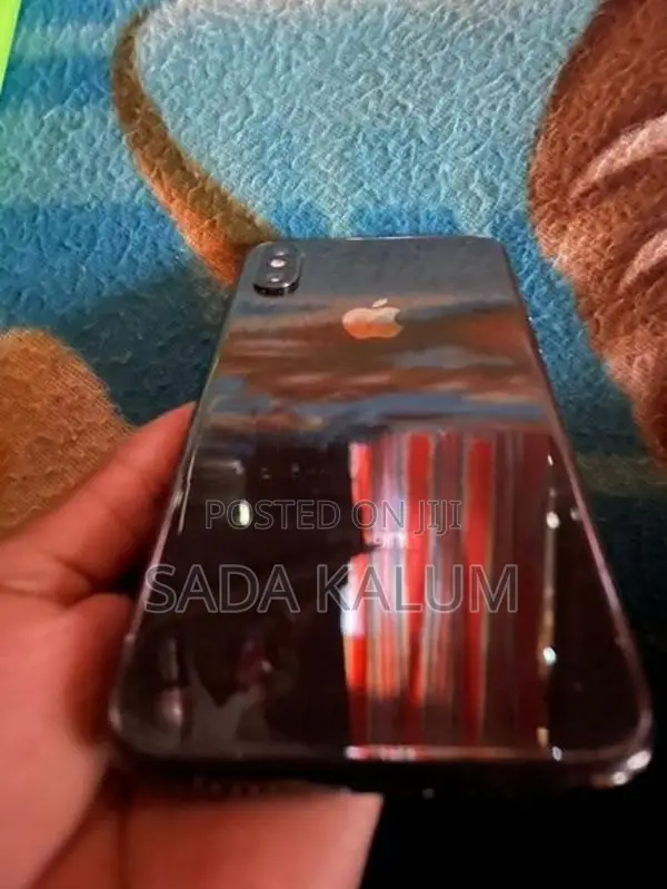 Apple iPhone XS 256GB (Used)
