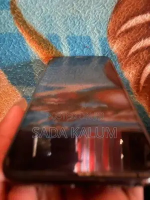 Apple iPhone XS 256GB (Used)