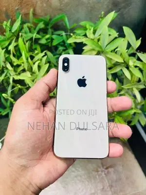 Apple iPhone XS .. (Used)