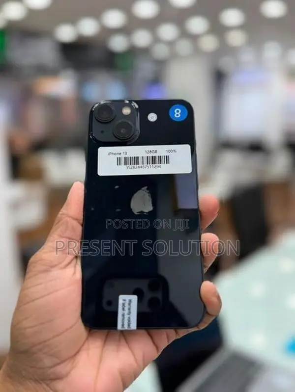 Apple iPhone 13 128GB (Used)