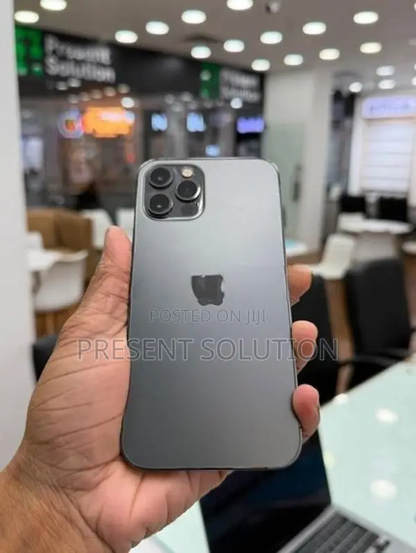 Apple iPhone 12 Pro 128GB (Used)