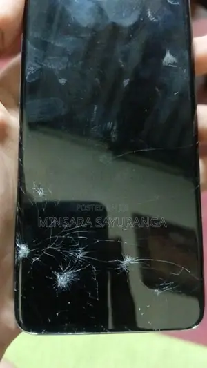 Samsung Galaxy S20 (Used)