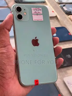 Apple iPhone 11 (Used)