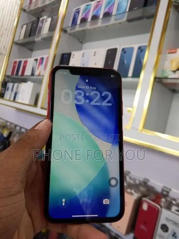 Apple iPhone 11 (Used)