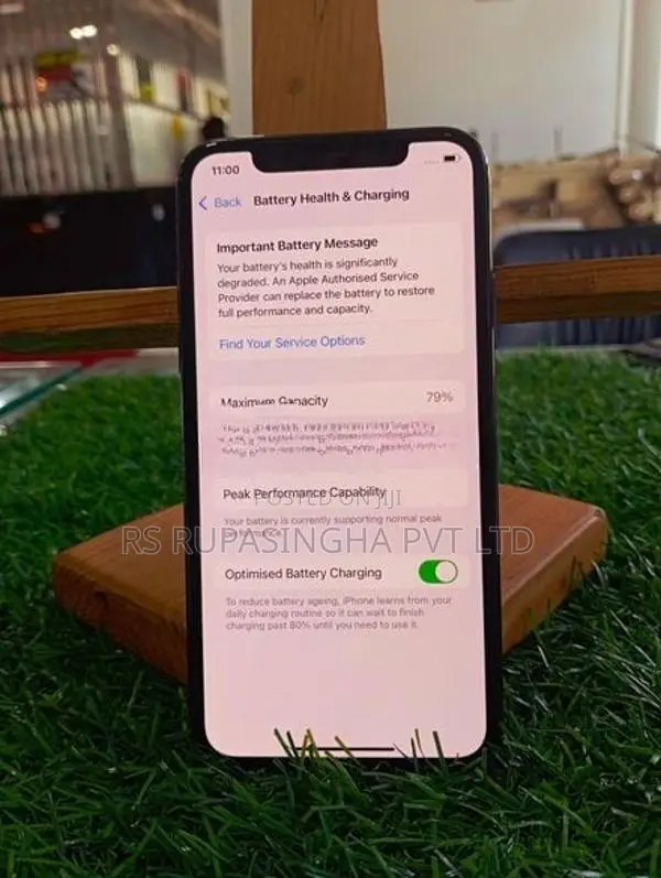 Apple iPhone XS 64GB (Used)