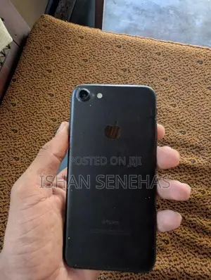 Apple iPhone 7 (Used)