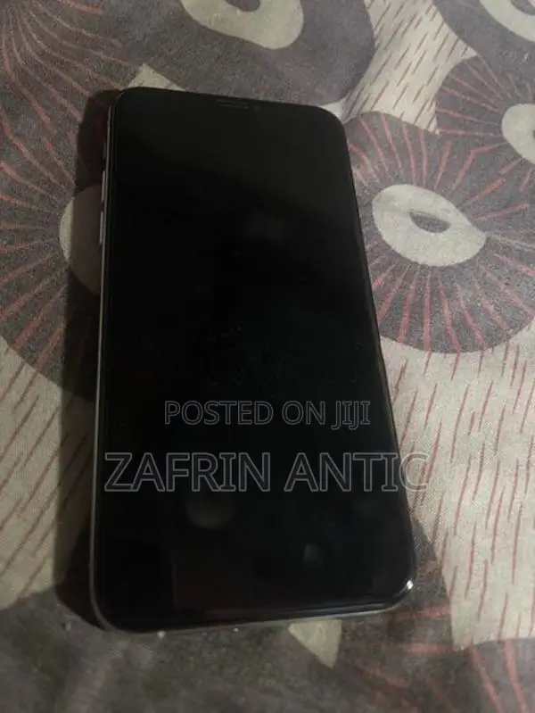 Apple iPhone XS 2019 (Used)