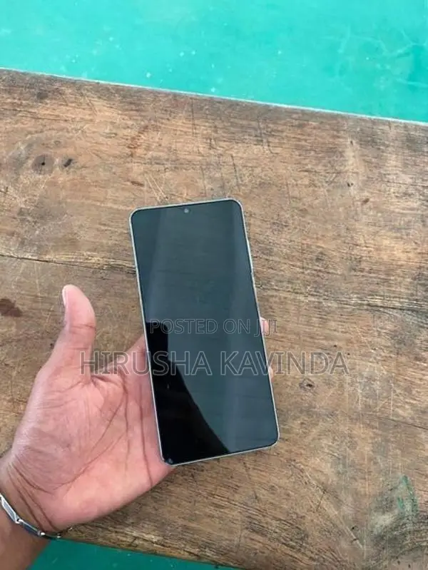 Samsung Galaxy A06 (Used)