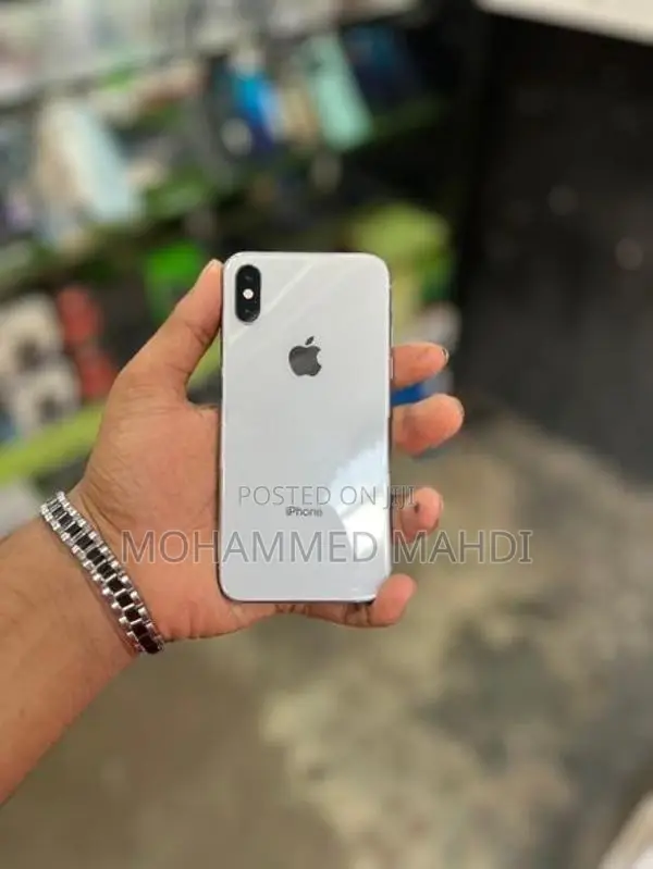 Apple iPhone XS (Used)