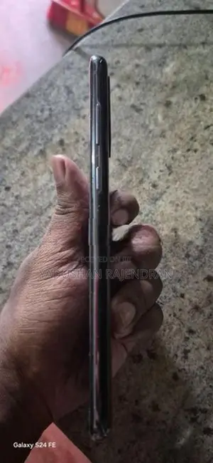 Samsung Galaxy S20+ S20 Plus (Used)