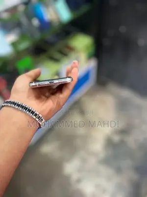 Apple iPhone XS (Used)
