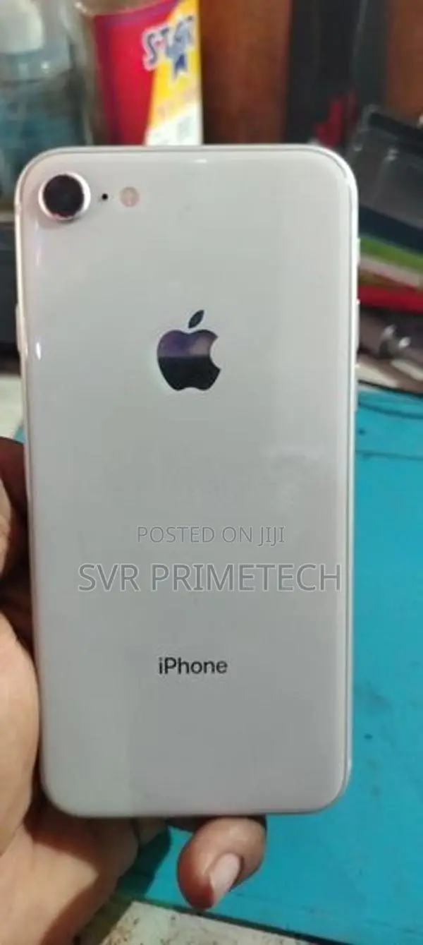 Apple iPhone 8 (Used)