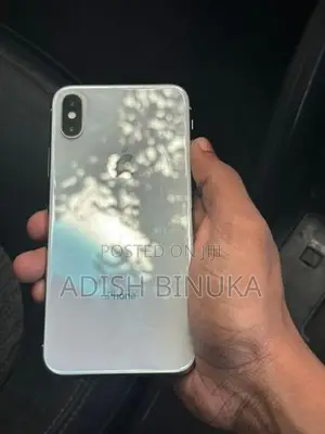 Apple iPhone X (Used)