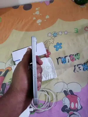 Apple iPhone 15 (Used)